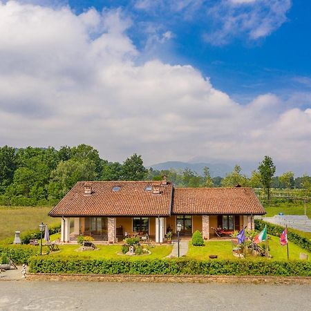 萨卢佐Agriturismo Il Nido Di Bacco别墅 外观 照片